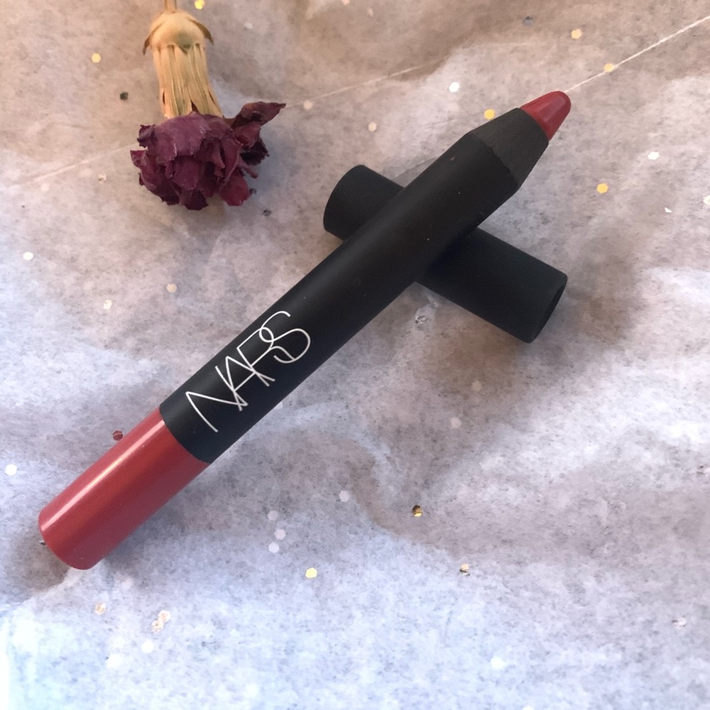 NARS velvet matte lip pencil: Dolce Vita